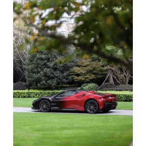 Ferrari SF90 Spider tailor made
